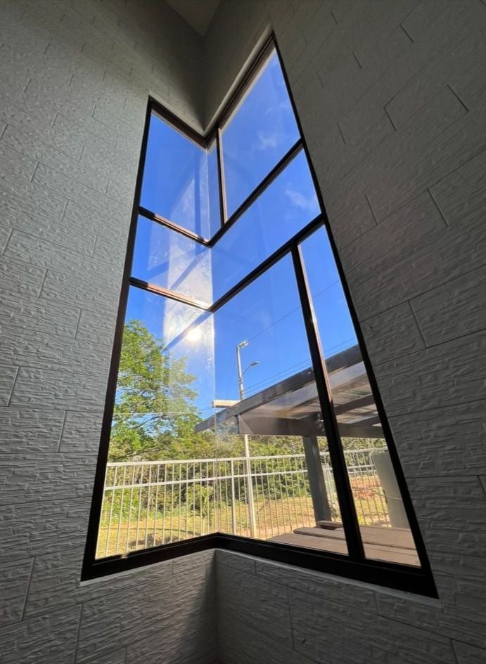 Ventana angular moderna
